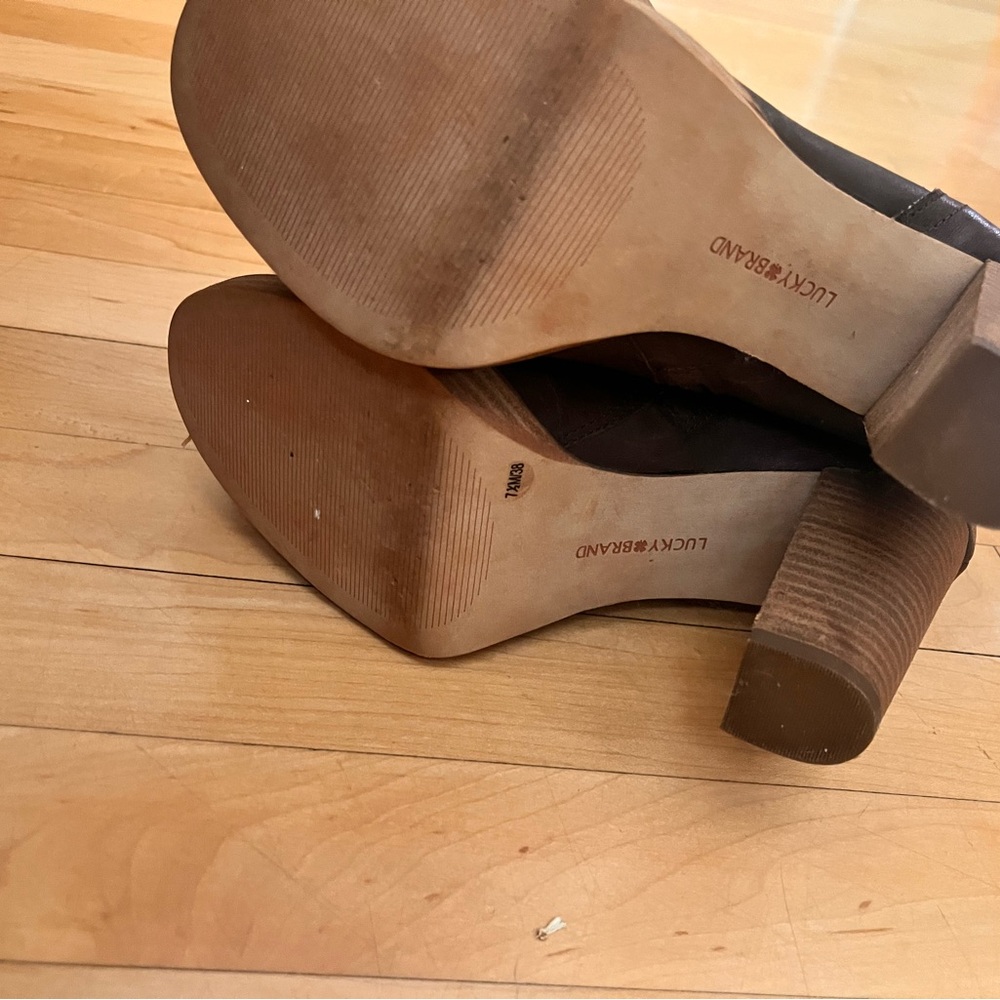 Lucky Brand Brown Heeled Boots with Classic Silhouette - Picture 3 of 4